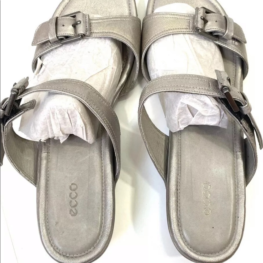 Ecco silver Leather Comfy sandals Sz39 worn once - Picture 2 of 3